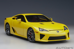 78854 1/18 LEXUS LFA (PEARL YELLOW)