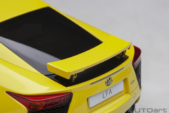 78854 1/18 LEXUS LFA (PEARL YELLOW)