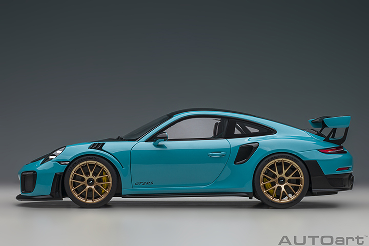 78175 1/18 Porsche 911 (991.2) GT2 RS Weissach Package (Miami Blue)