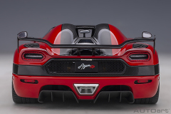 79022 1/18 KOENIGSEGG AGERA RS (CHILLI RED/CARBON BLACK/BLACK ACCENTS)