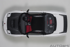 73215 1/18 HONDA NSX-R (NA2)(CHAMPIONSHIP WHITE/BLACK CARBON FIBER VERSION)