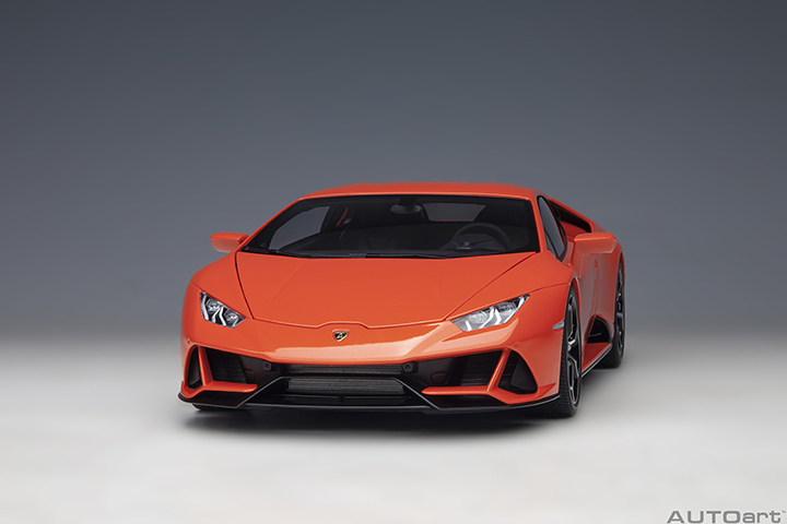 79214 1/18 LAMBORGHINI HURACAN EVO (ARANCIO XANTO)