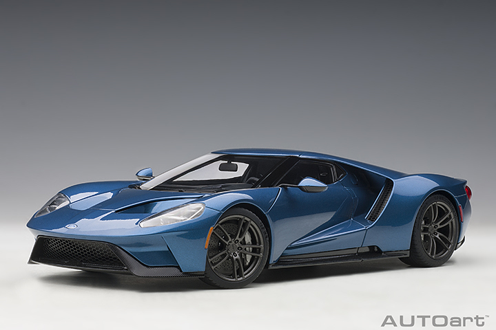 72942 1/18 FORD GT 2017 (LIQUID BLUE)