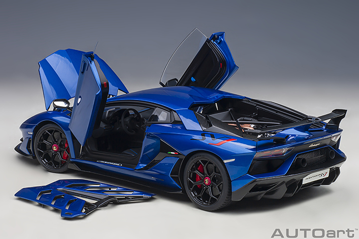 79174 1/18 LAMBORGHINI AVENTADOR SVJ (BLU NETHUNS/METALLIC BLUE)