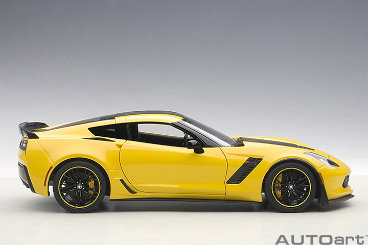 71260  1/18 CHEVROLET CORVETTE C7 Z06 C7R EDITION (CORVETTE RACING YELLOW)