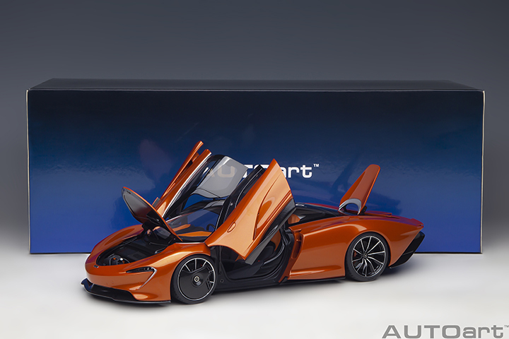 76088 1/18 McLAREN SPEEDTAIL(VOLCANO ORANGE)