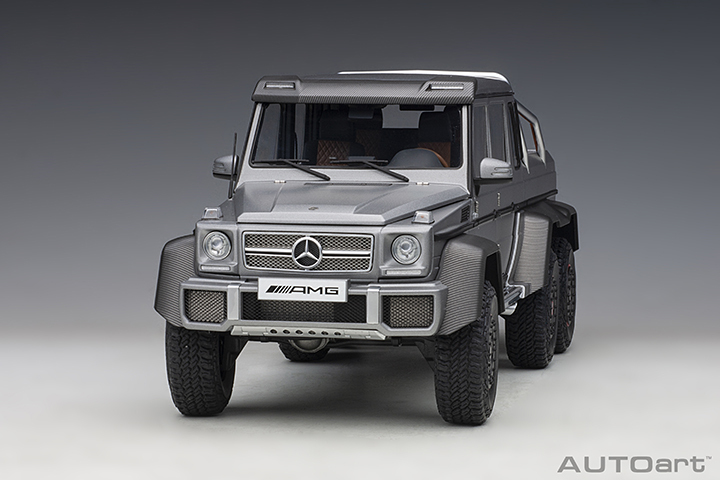 76308 1/18 MERCEDES-BENZ G63 AMG 6x6 (DESIGNO PLATINUM MAGNO)