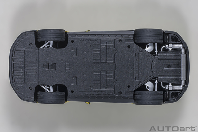 78172 1/18 PORSCHE 911 (991.2) GT2 RS WEISSACH PACKAGE ( RACING YELLOW )