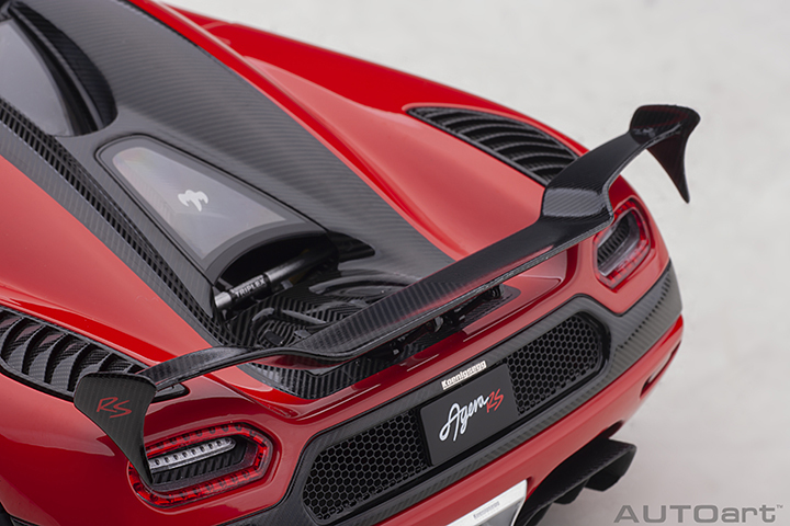 79022 1/18 KOENIGSEGG AGERA RS (CHILLI RED/CARBON BLACK/BLACK ACCENTS)