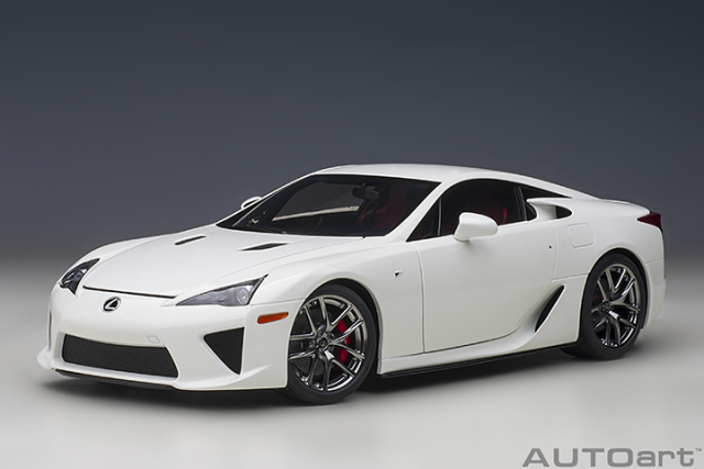 78850 1/18 LEXUS LFA (WHITEST WHITE)