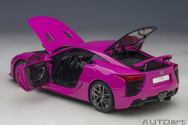 78859 1/18 LEXUS LFA (PASSIONATE PINK)