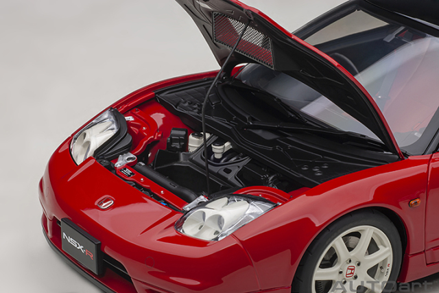 73217 1/18 HONDA NSX-R (NA2)(NEW FORMULA RED)