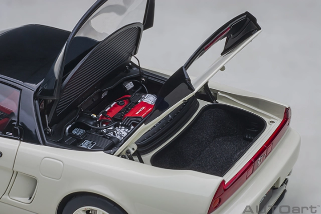 73219 1/18 HONDA NSX-R (NA2)(CHAMPIONSHIP WHITE)