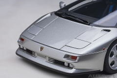 79143 1/18 LAMBORGHINI DIABLO SE30 JOTA (TITANIO/METALLIC SILVER)