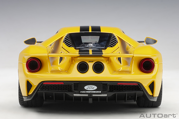 72944 1/18 FORD GT 2017 (TRIPLE YELLOW/BLACK STRIPES)