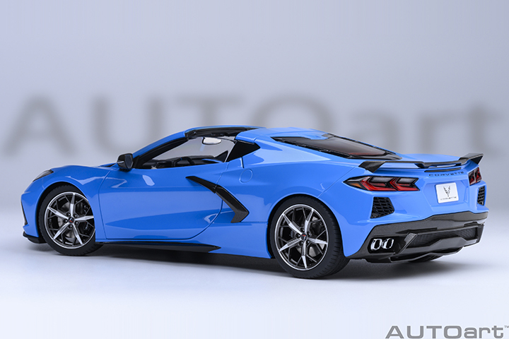 71281 1/18 CHEVROLET CORVETTE C8 STINGRAY Z51 (RAPID BLUE)