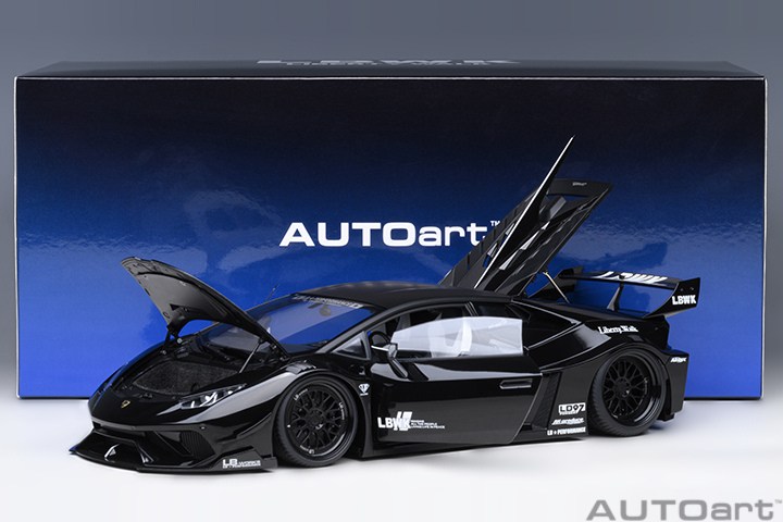 79129 1/18 LIBERTY WALK LB SILHOUETTE WORKS HURACAN GT (BLACK)