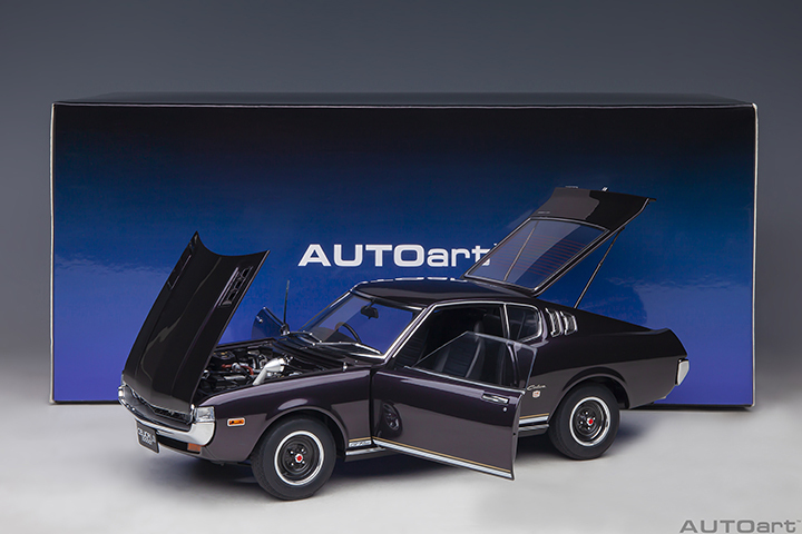 78769 1/18 TOYOTA CELICA LIFTBACK 2000GT (RA25) 1973 (DARK PURPLE METALLIC)