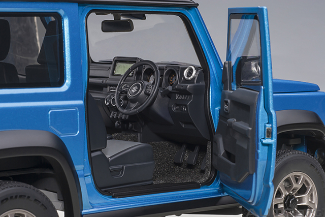78507 1/18 SUZUKI JIMNY SIERRA (JB74)(BRISK BLUE METALLIC / BLACK ROOF)