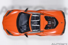 71283 1/18 CHEVROLET CORVETTE C8 STINGRAY Z51 (SEBRING ORANGE)