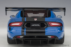 71734 1/18 DODGE VIPER ACR 2017 (COMPETITION BLUE W/ BLACK STRIPES)