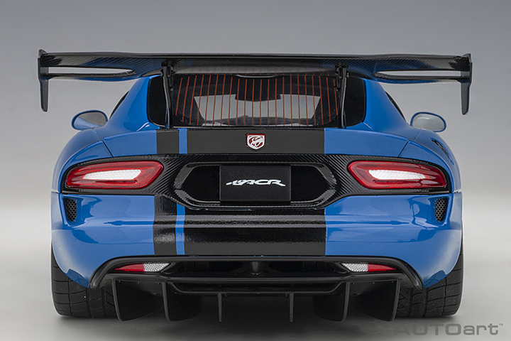 71734 1/18 DODGE VIPER ACR 2017 (COMPETITION BLUE W/ BLACK STRIPES)