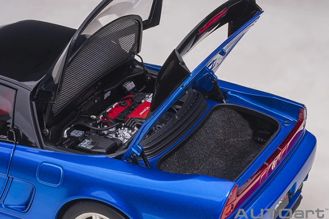 73218 1/18 HONDA NSX-R (NA2)(LONG BEACH BLUE PEARL)