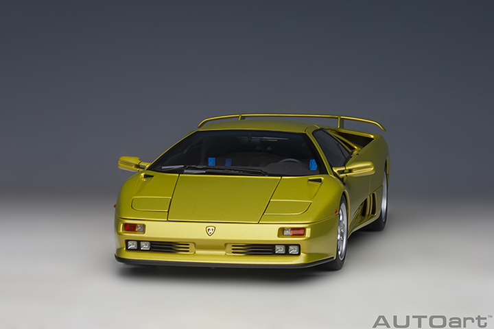 79157 1/18 LAMBORGHINI DIABLO SE30 (GIALLO SPYDER/METALLIC YELLOW)