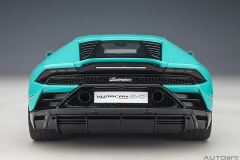 79211 1/18 LAMBORGHINI HURACAN EVO (BLU GLAUCO)