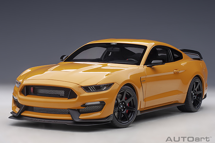 72929  1/18 FORD SHELBY GT-350R  (FURY ORANGE)