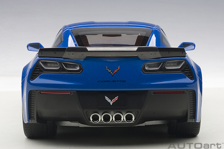 71265  1/18 CHEVROLET CORVETTE C7 Z06 (LAGUNA BLUE TINTCOAT)