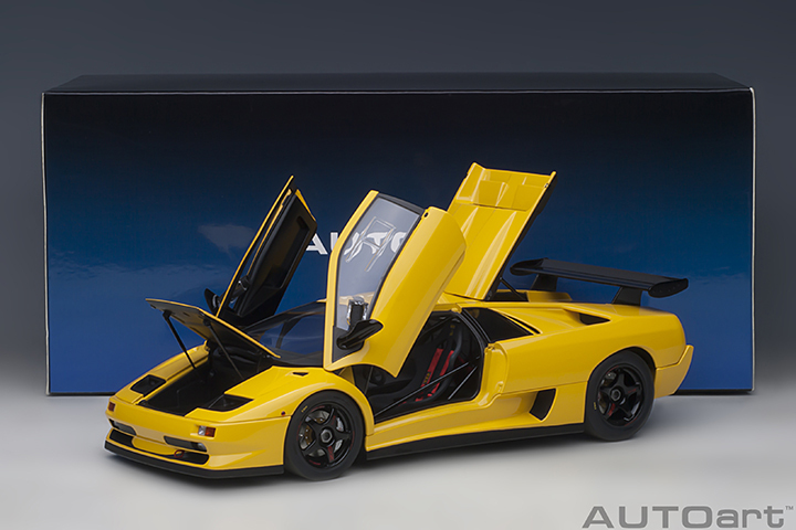 79147 1/18 LAMBORGHINI DIABLO SV-R (SUPERFLY YELLOW)