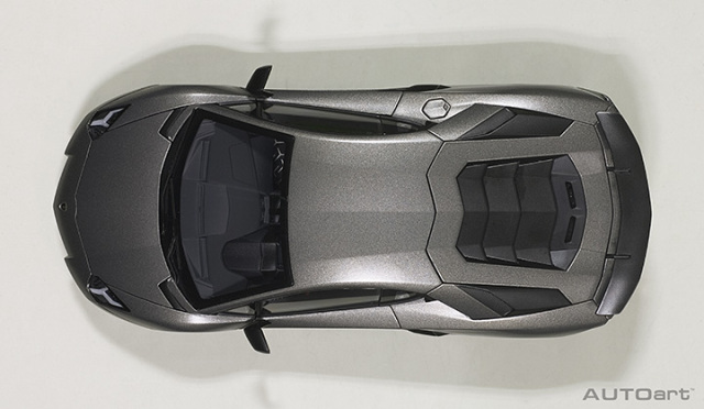 74554 1/18 LAMBORGHINI AVENTADOR LP750-4 SV (GRIGIO TITANS/MATT GREY)