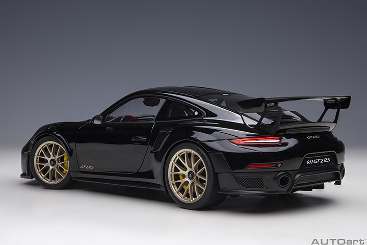 78186 1/18 PORSCHE 911 (991.2) GT2 RS WEISSACH PACKAGE (BLACK)