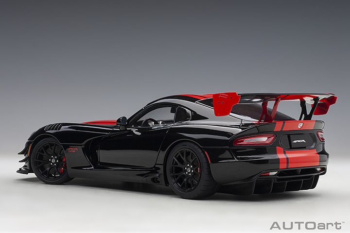 71732 1/18 DODGE VIPER 1:28 EDITION ACR 2017 (BLACK W/ RED STRIPES)