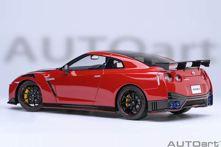 77502 1/18 NISSAN GT-R (R35) NISMO 2022 SPECIAL EDITION (VIBRANT RED)