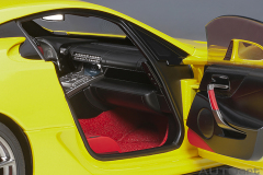 78854 1/18 LEXUS LFA (PEARL YELLOW)