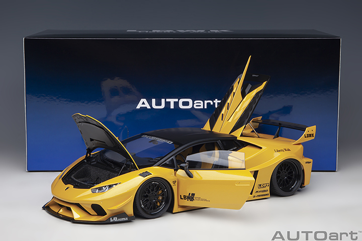 79127 1/18 LIBERTY WALK LB SILHOUETTE WORKS HURACAN GT (METALLIC YELLOW)