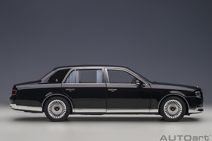 78765 1/18 TOYOTA CENTURY SPECIAL EDITION WITH CURTAIN (BLACK)