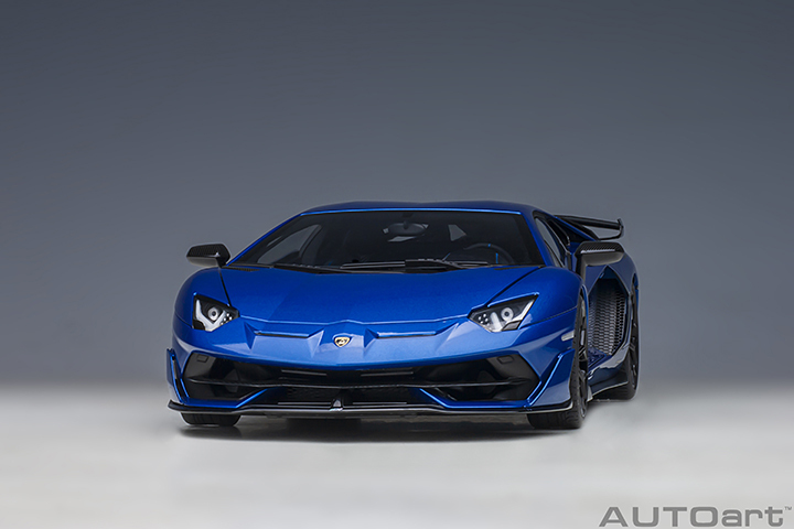 79174 1/18 LAMBORGHINI AVENTADOR SVJ (BLU NETHUNS/METALLIC BLUE)