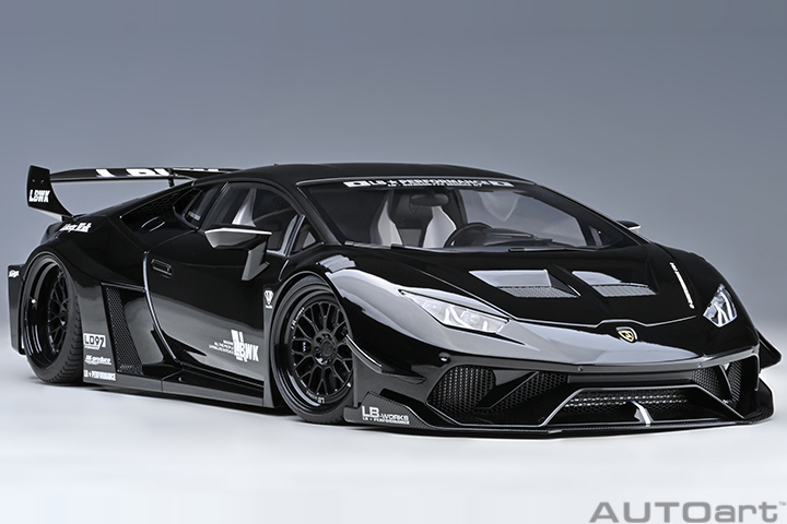 79129 1/18 LIBERTY WALK LB SILHOUETTE WORKS HURACAN GT (BLACK)