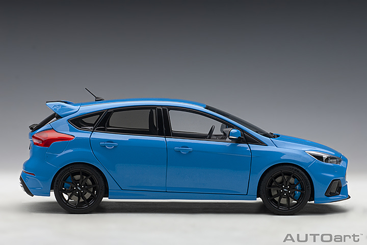 72953 1/18 FORD FOCUS RS 2016 (NITROUS BLUE)