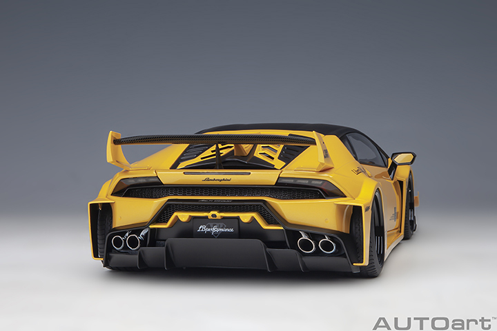 79127 1/18 LIBERTY WALK LB SILHOUETTE WORKS HURACAN GT (METALLIC YELLOW)