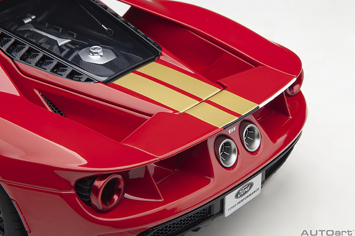 72927 1/18 FORD GT HERITAGE EDITION ALAN MANN (RED W/ GOLD STRIPES)