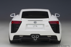 78850 1/18 LEXUS LFA (WHITEST WHITE)