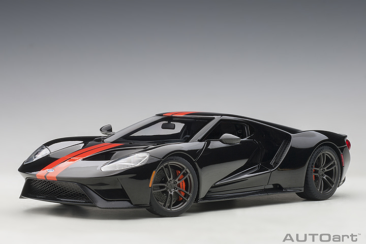 72945 1/18 FORD GT 2017 (SHADOW BLACK/ORANGE STRIPES)