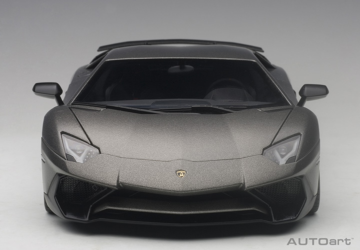 74554 1/18 LAMBORGHINI AVENTADOR LP750-4 SV (GRIGIO TITANS/MATT GREY)