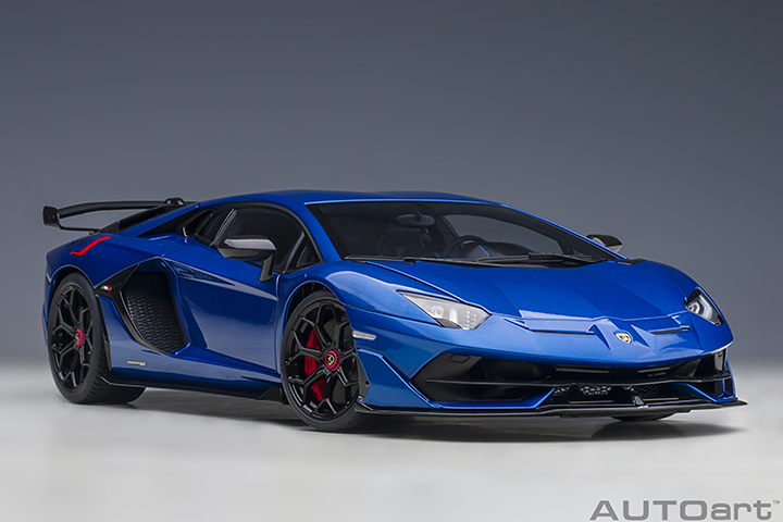 79174 1/18 LAMBORGHINI AVENTADOR SVJ (BLU NETHUNS/METALLIC BLUE)