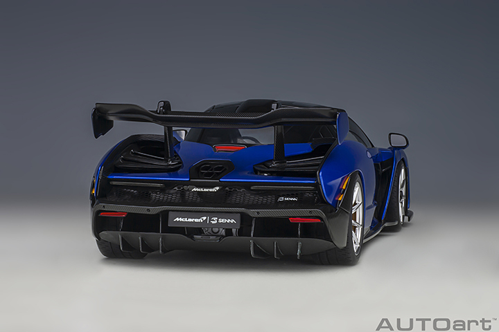 76079 1/18 McLAREN SENNA (TROPHY KYANOS/BLUE)