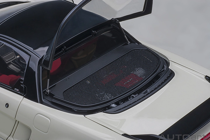 73219 1/18 HONDA NSX-R (NA2)(CHAMPIONSHIP WHITE)